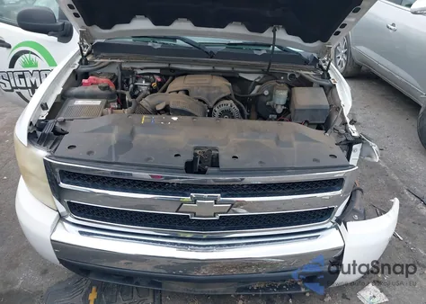 2007 Chevrolet Silverado 1500 Lt1 из США, поврежденный, VIN 1GCEC14067E532606